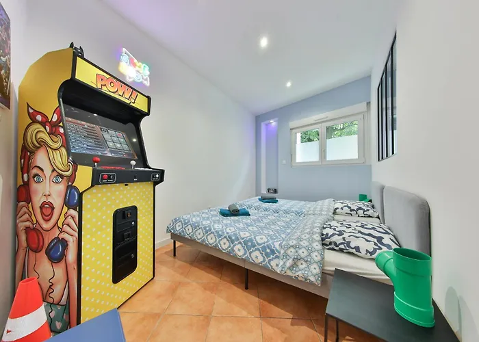 Arkade - Gaming Proche Gare - Jeux *